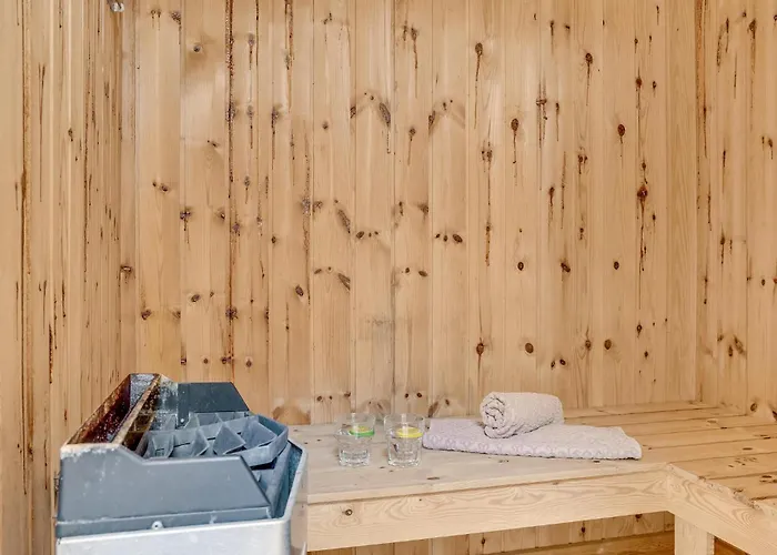 Three-bedroom With A Fireplace 06 Feriehus Thyholm